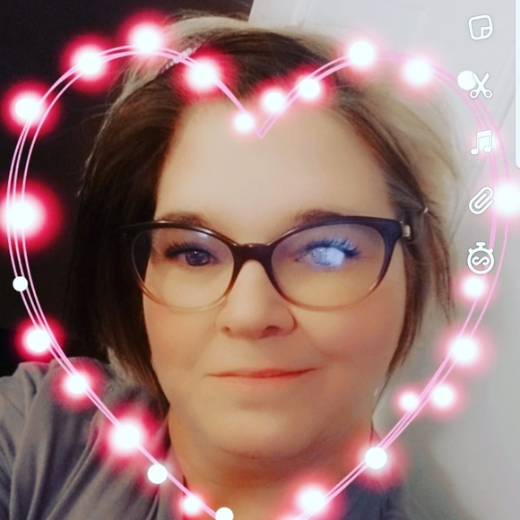 Poshmark profile picture for @backseat